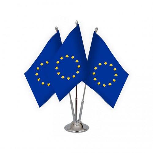 Üçlü Avrupa Birliği Masa Bayrağı Takımı
